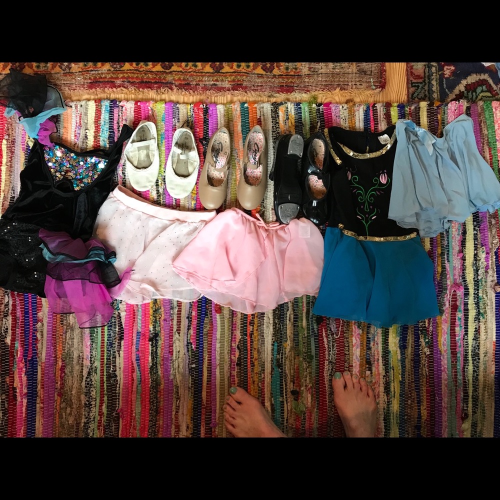 Girls size xs 4y Dance Lot